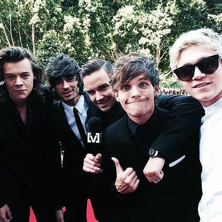 One Direction Is My Life I Love 1D ( Directiorer Forever) 23 july 8:22 pm 2010 Orgullo es pocito Hoy