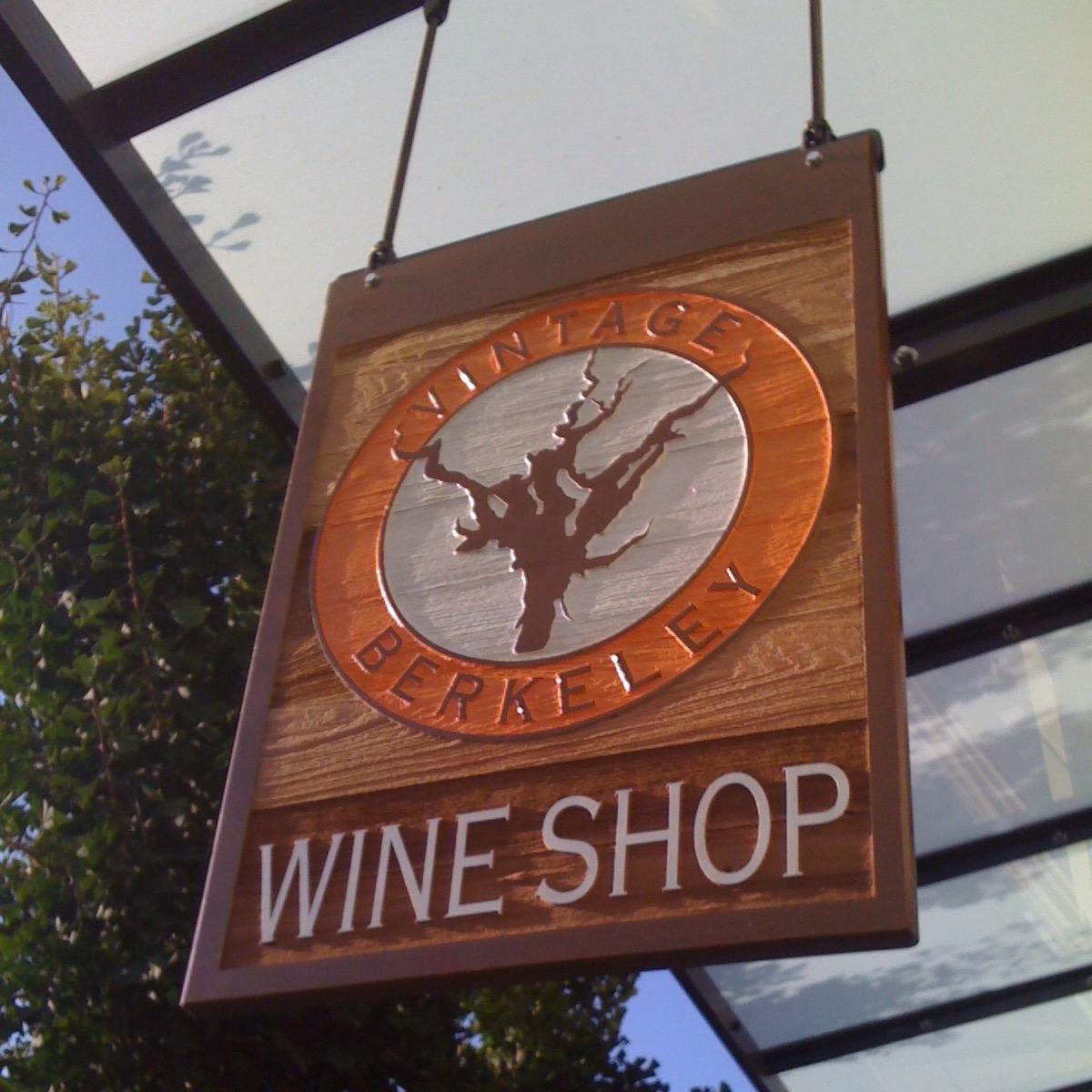 2949 College Ave, Berkeley, CA. 510.549.9501
Small production wines from all over the world!