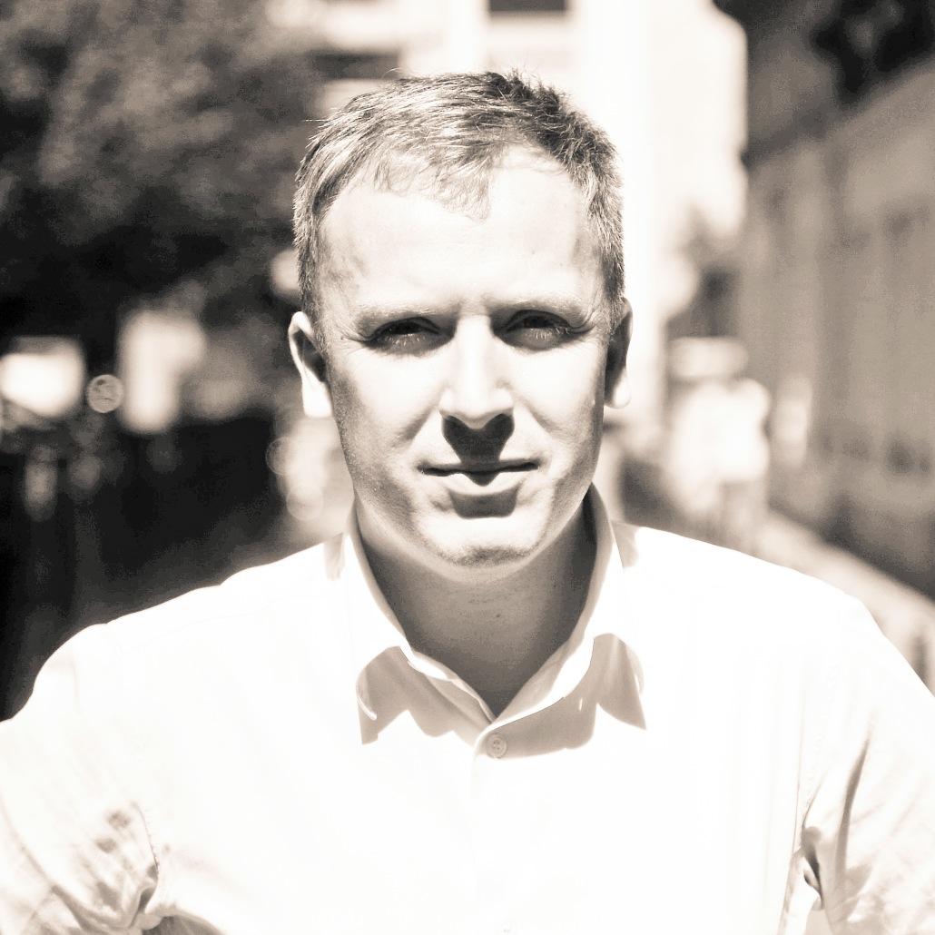 Intuitive improvisation is the secret of genius. Brand and Content Strategist, Creative Techno, Sports, Wine...