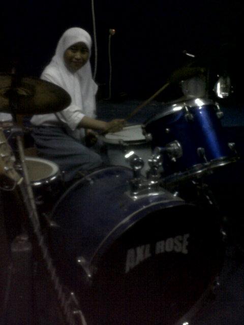 mia_permatta's profile picture. Haidar fauzi ({}) :* ♥