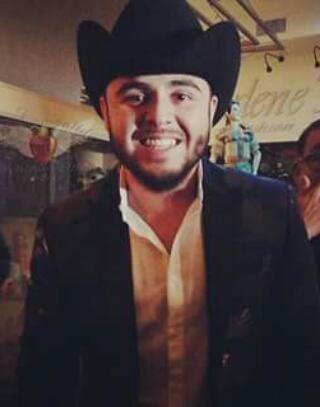 Estoy totalmente enamorada de @gerardoortiznet,hace poco tiempo qe soy parte de @LasConsentidasG, estoy muy orgullosa de ser #TeamConsentidas