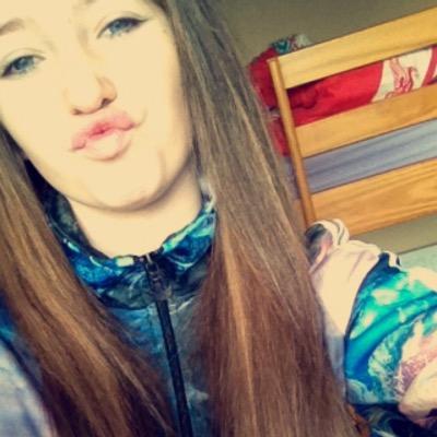 add me on snapchat : jeorga_moriarty , txt me on facebook , kik me : jeorgamoriarty123 ❤️