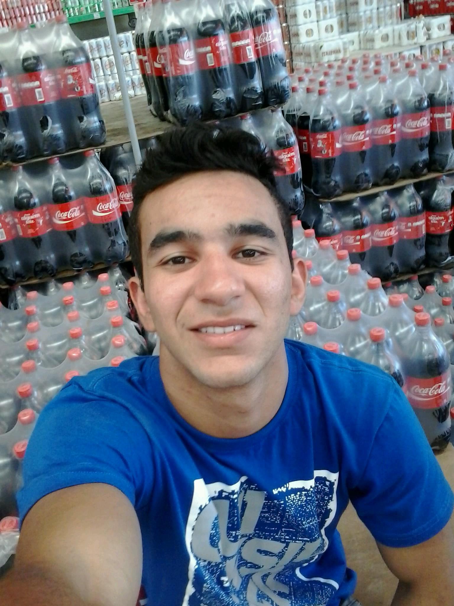 Nao sou como um Jogador de Futebol que deixa a bola em casa ,Meu Esporte eu Levo no Corpo !!!