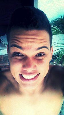 Filho de Deus, Alegre, Sonhador e São Paulino, coisas que amo,sou e sonho.