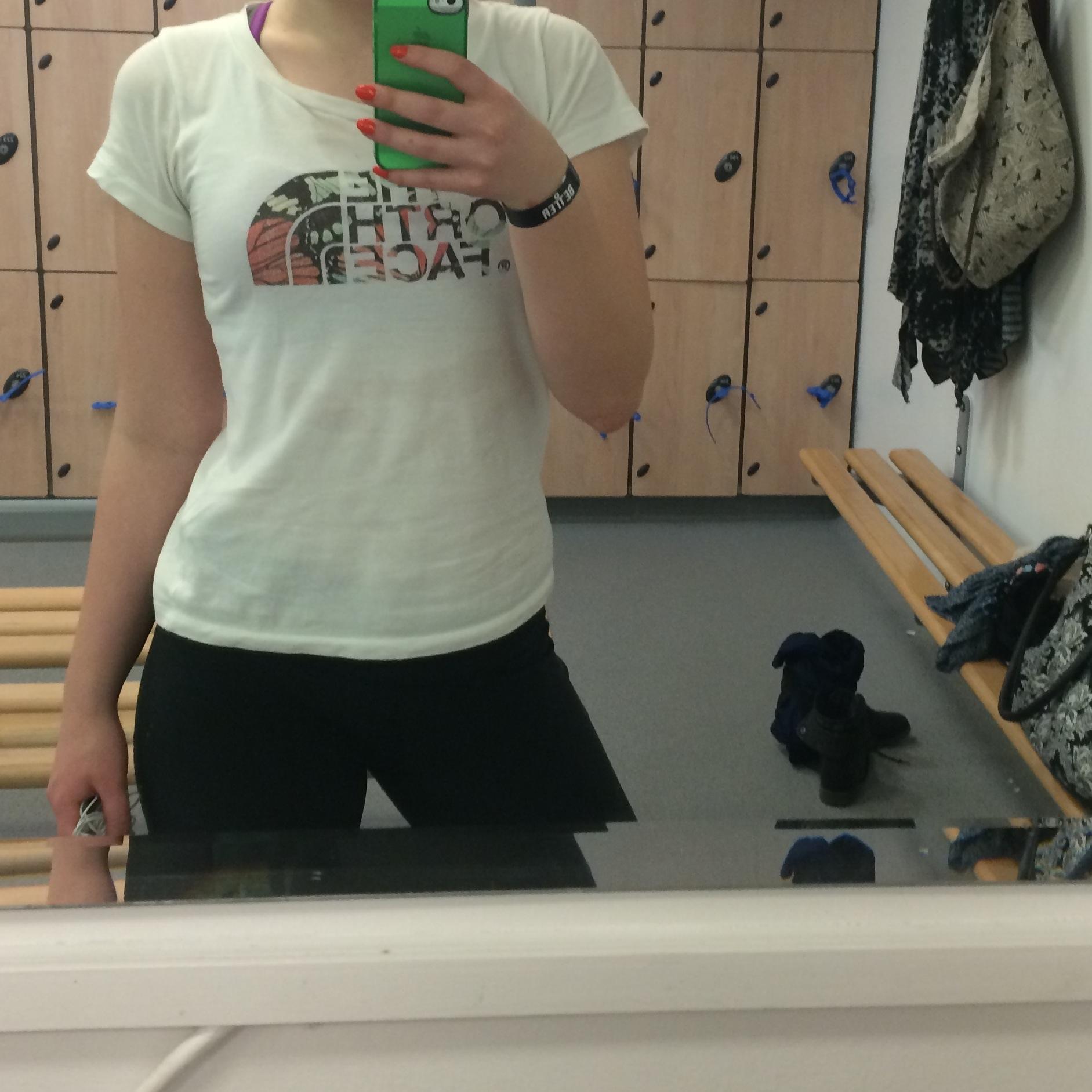 I like lifting heavy things and eating ~ bad ass bitch & in training to be the hottest girlfriend you'll ever have ~Avi=me