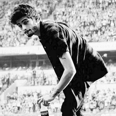 PLEASE PLEASE PLEASE FOLLOW @HStylesHstyles