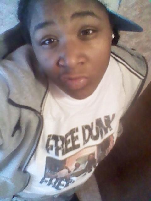FREE DUNK FREE TWEAK FREE MOE