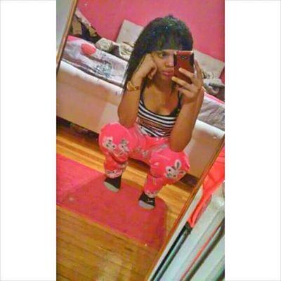 | IG- Prettylittlenana_ ❤ |   | Una Muñeca❤ |