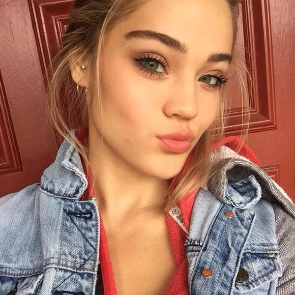 French girl in Cali