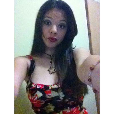21; Diseñadora Gráfica. Hello Kitty ♥    instagram: andreacolinaa ~ I'm P30 ~