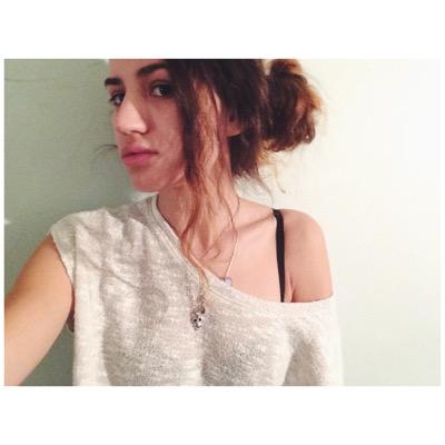 meantips's profile picture. life is not a competition but i am losing