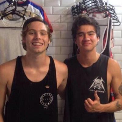 lukes_gutair's profile picture. heyy. when in doubt fuck it out