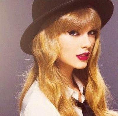 Slytherin, 16. La mayor de los Greengrass, aunque Tori diga lo contrario. Rubia, pero no tonta. No quieras probar el carácter Greengrass. #HSR #FreeRol