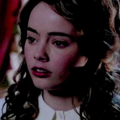 A young girl who decided that she did not want to grow up. That was her first mistake..{ #RPAccount #OUAT #AnyVersion #DarlingPan #MultiSL }
