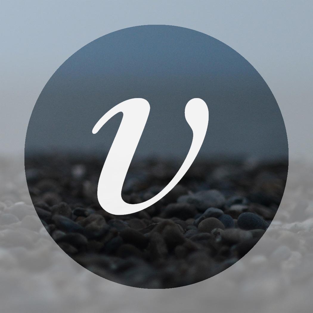 We are 15 photographers dedicated to recording the world around us.
