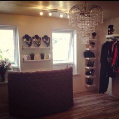 AmorVida123x's profile picture. Cardiff,Located At The Bottom Off Wentloog Rd Rumney CF31TH Bringing U The Best Value In High Street Fashion P&P Available...Insta Page @amor_vida_boutique