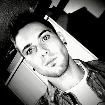 Porque la vida no se mide por el tiempo que respiras,sino por los momentos que quitan el aliento...   #madridistahastalamuerte #musicatechno #adictoalgym