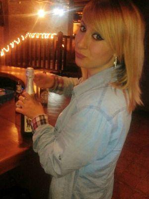 adelarubiya's profile picture. estudiante,me encanta salir con mis amig@s