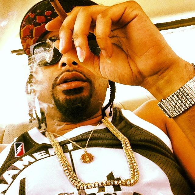 The absolute best pimps-don't have girls on the streets working the tracks, but they do make countless dollars living off of other people's intel and hard work.