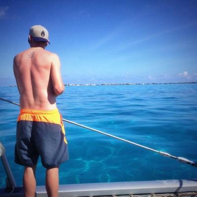 RANSOM_MONEYBAG's profile picture. Dad first then everything else. You may have heard me on your radio. Regional Sales for Golden West. Play life loud, with the windows down. Tweets = mine.