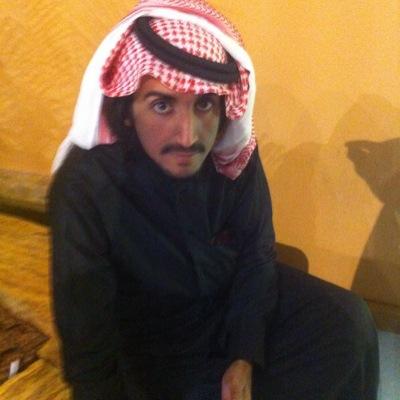 ‏​​​​عند الـحميا تـسـبق افـعالنا الصوت
مـن دونها مـا ننثـنـي و آنتـخـالف
لوفي بعضنا عن بعض يسمح الموت 
رحـنـا علـى أفـواه الـقـبور آنتحالف