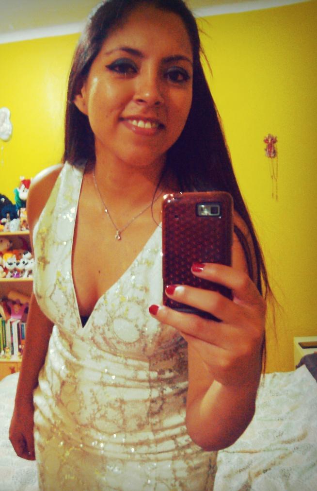 ross_86's profile picture. Mujer, hija, hermana, arquitecta, apasionada por el paisajismo, tengo defectos pero mis virtudes los compensan...