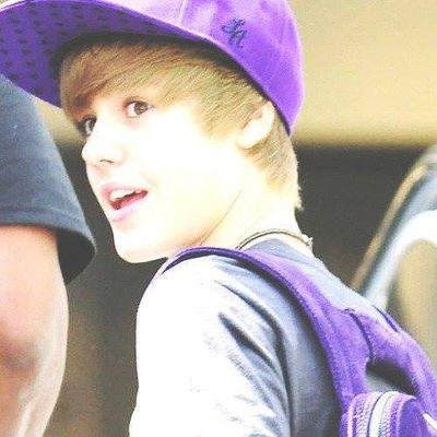 ♥follow @biebsxj and ASK FOR FBACK♥