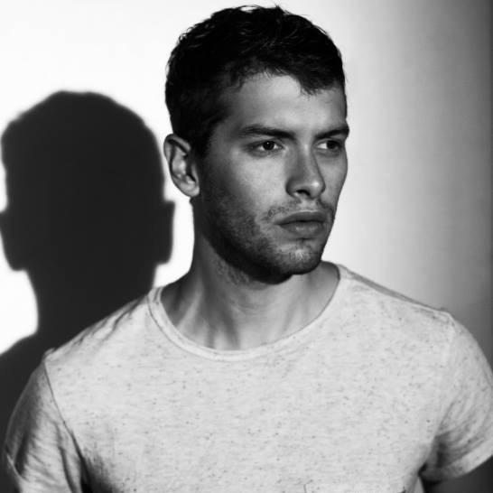 saulendara's profile picture. junk tweetss