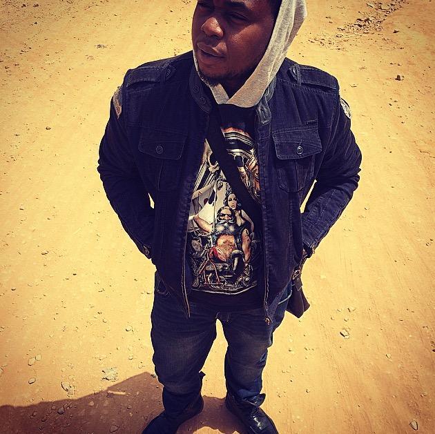 sneakytoucher's profile picture. I am me..every other person is taken