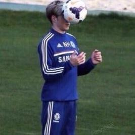 I'm not takin me top off, leave me alone. @niallofficial