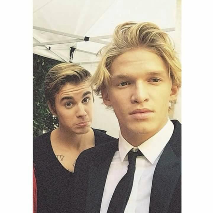 World best idol Justin Bieber and Cody Simpson ❤❤