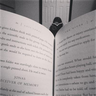 jzcexnlyn's profile picture. One day we'll all get still.