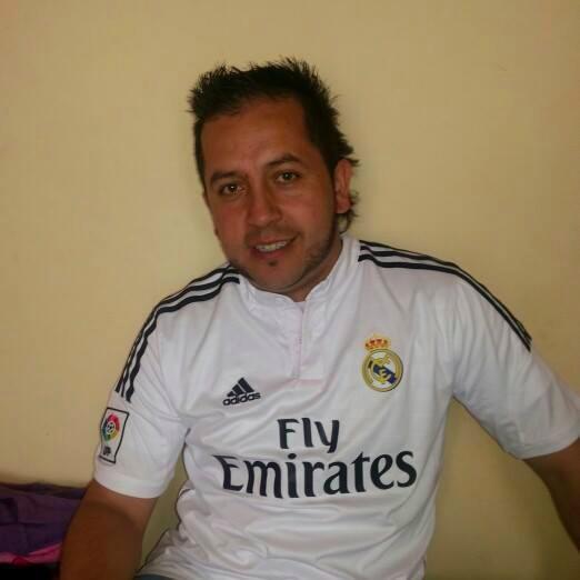 Alexpoveda_'s profile picture. 