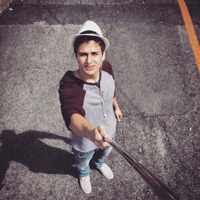 apenas um rapaz latino americano apoiado por mais de 50 Mil manos! só no vine tah gente! pq aqui no tt tah foda!   vine e insta: HudnyGabriel ✌️