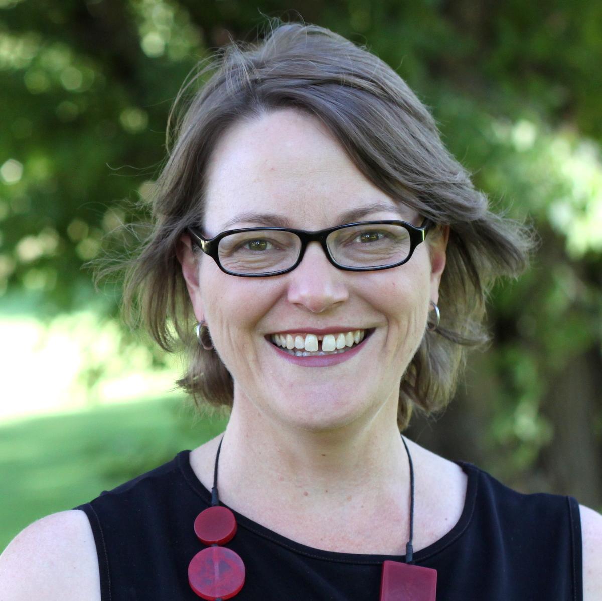 Dual award PhD student (Deakin AUS/Coventry UK) supporting midlife women to optimise their health through the menopause transition into older age