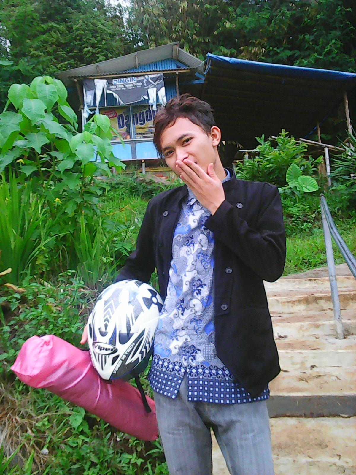 Danip27071996's profile picture. Orang tua adalah surga terindah yang saat ini di berikan padaku.