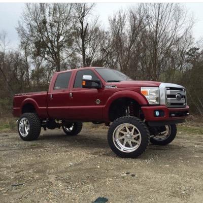 DM Pictures of your own lifted Powerstroke original twitter: @J_Tol06