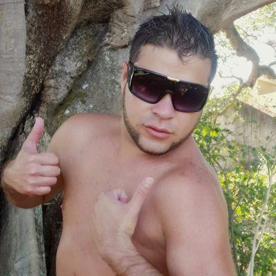 r_amdall's profile picture. 