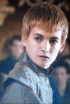 Bow down before me peasants! Son of @RedDamnedQueen and loving my Sansa, @Direwolf_Queen_ [21+MC/Multi SL]