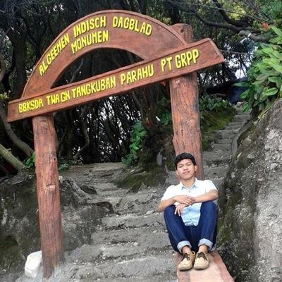 Ini hidupku , siapa kalian menilai hidupku ?