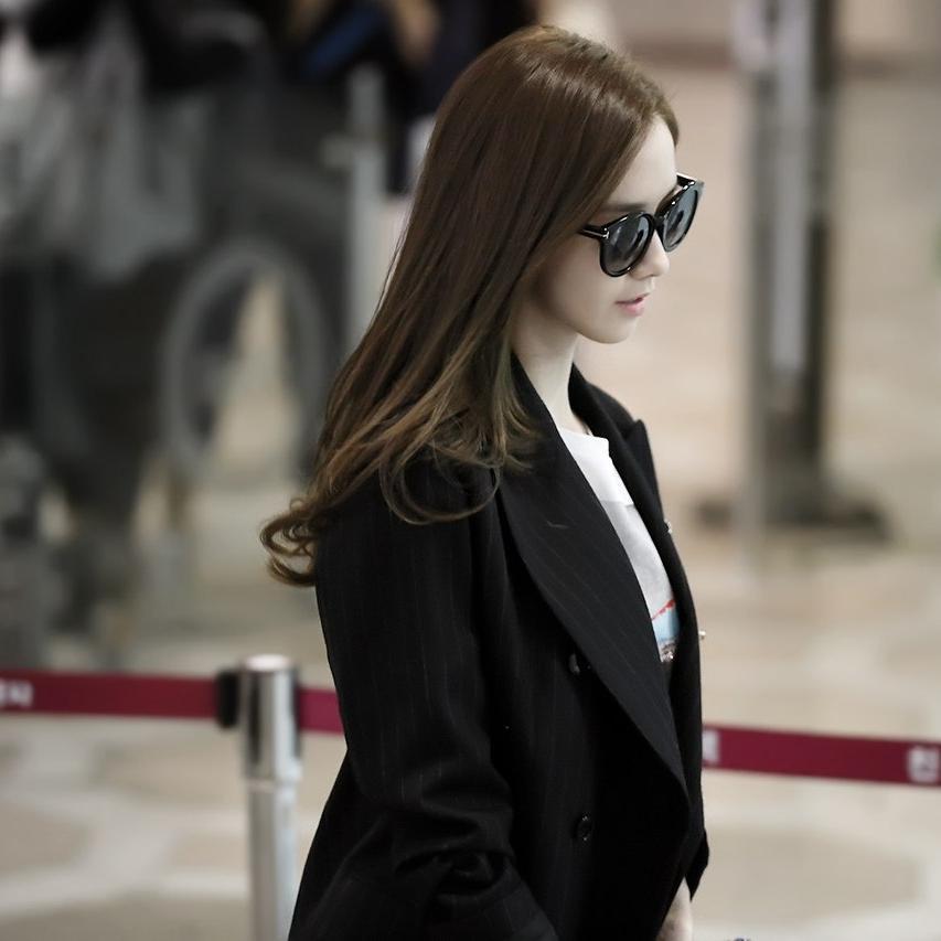 Im Yoona (임윤아) || Visual SNSD || May 30, 1990 || Saseumi || Alaska Deer || My Pabo Bear @iGuitarManJH || Chris, Collin, Twin Baby's Mom
