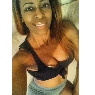 Royanne Williams - MBA in Accounting. Small business LLC. Awkward dancer who loves music 55 year old mom of a sweet teen boy