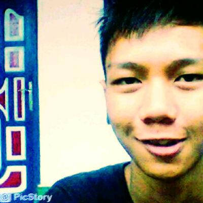 I was bron 20-agustus-1997 my hobby treveling you can callme jumrhys.invet       my pin: 276239AE