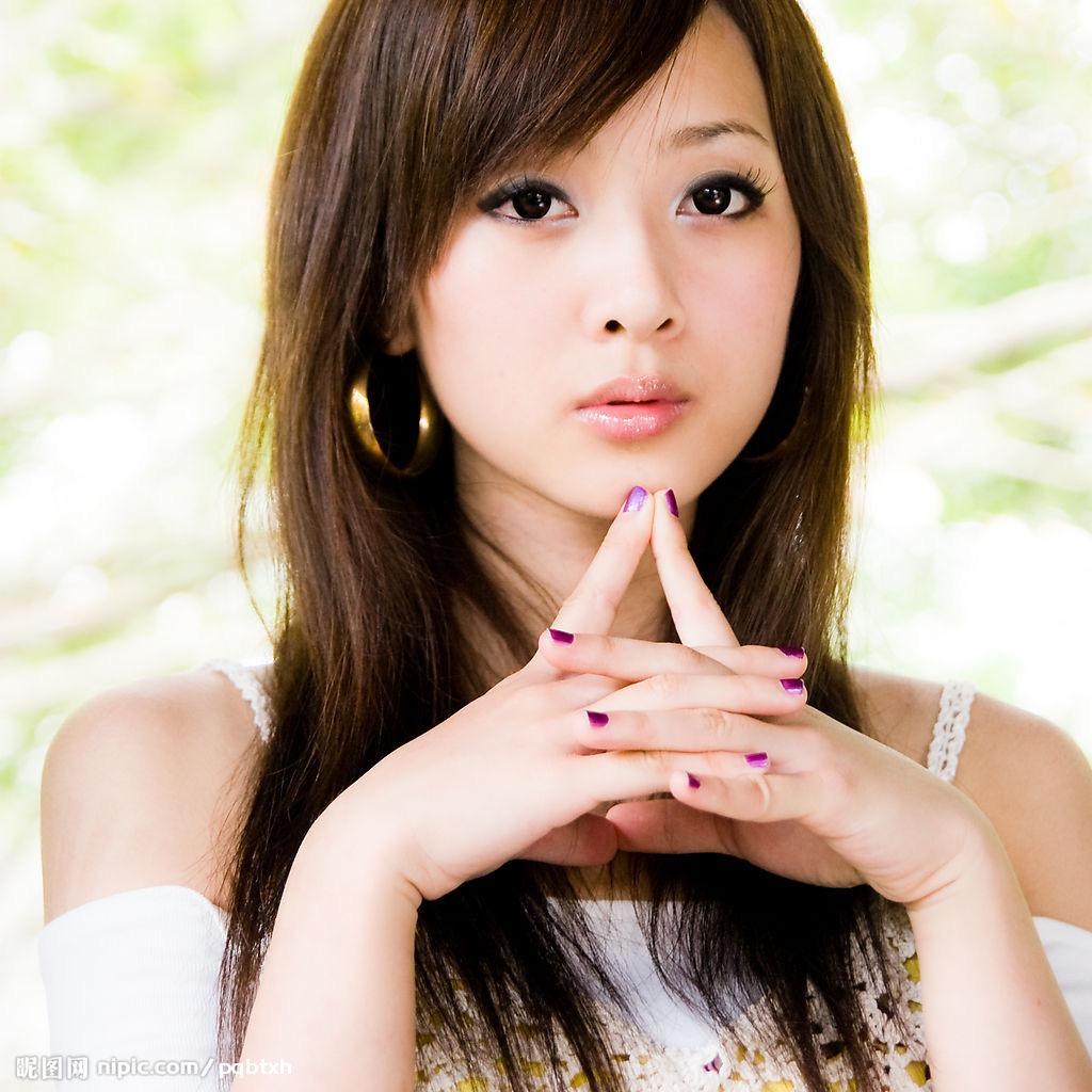 bijobotsexy's profile picture. セクシーな女の子の画像をお届けします！