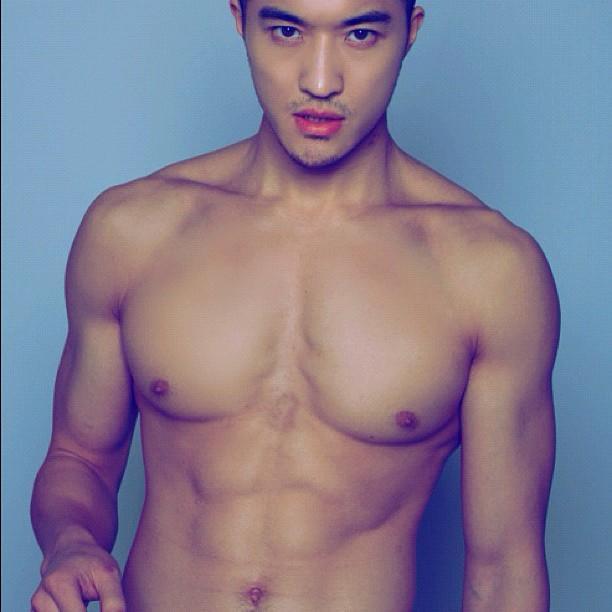 Boy gay shirtless Hot trannys fucking