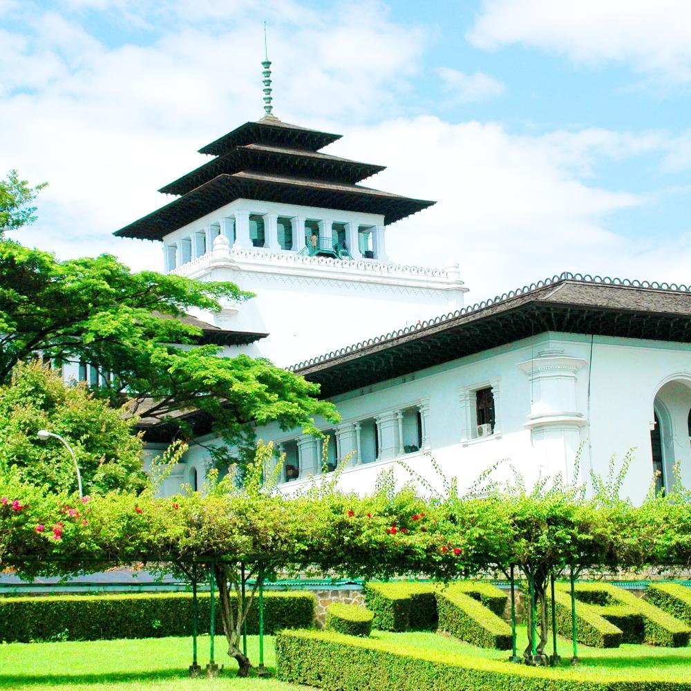 AKUN RESMI BIRO PEMERINTAHAN DAN KERJASAMA PROVINSI JAWA BARAT || 2015