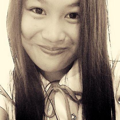 angelu185's profile picture. 