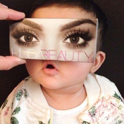 ‏‏‏‏‏ 
الأشياء الحلوة لها الأحقيّة في البقاء أكثر من غيرها،وانا أدعي ربي أنه يخلّد ضحكة أمي