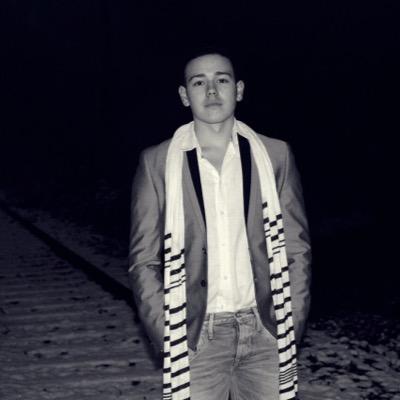 German//Gamer
instagramm//Danii_jessien