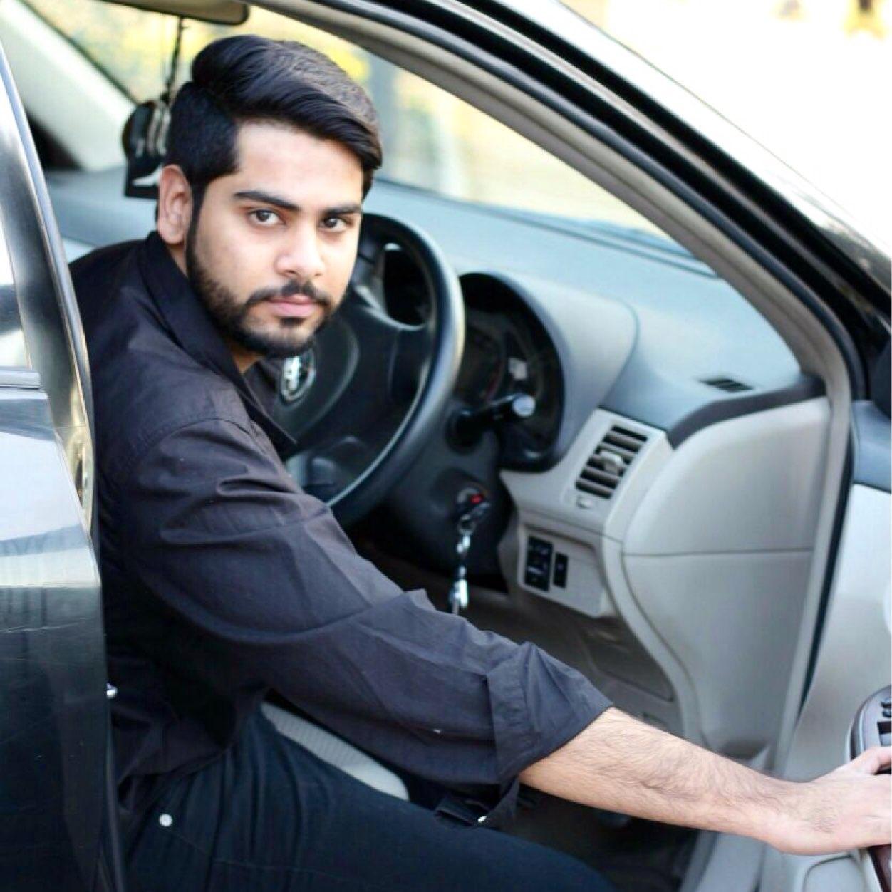 ahmedsh84887987's profile picture. 